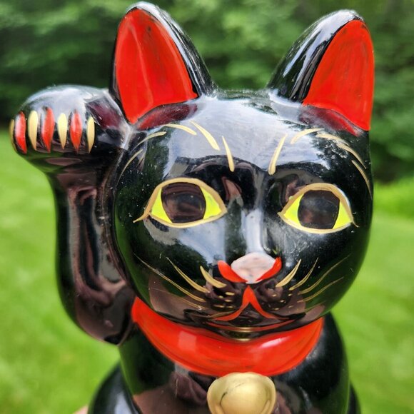 Maneki Neko Lucky Black Cat Red Ribbon Japanese Hand Painted Bank Right Paw Up - Picture 2 of 6